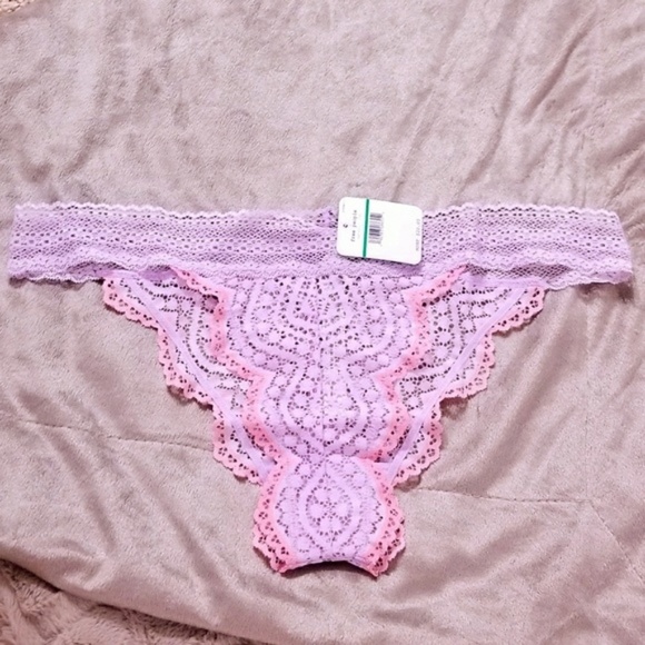 🍒NWT🍒 FREE PEOPLE LACE SCALLOPED PANTY - Picture 3 of 7